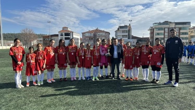 Bilecik'te Yıldız Kızlar Futbol Müsabakaları sona erdi