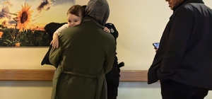 Yerde bulup, ağzına attığı fıstık akciğerine kaçtı