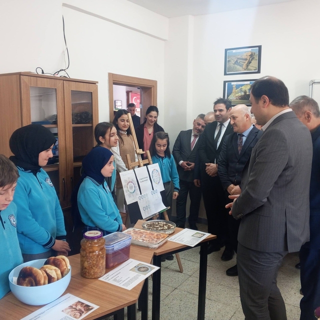 Aydıntepe'de Yerli Malı Haftası farklı okullarda kutlandı