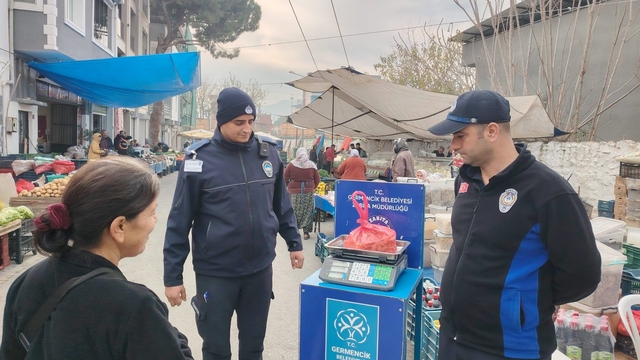 Germencik'te pazarlarda 'kontrol kantarı' uygulaması devam ediyor