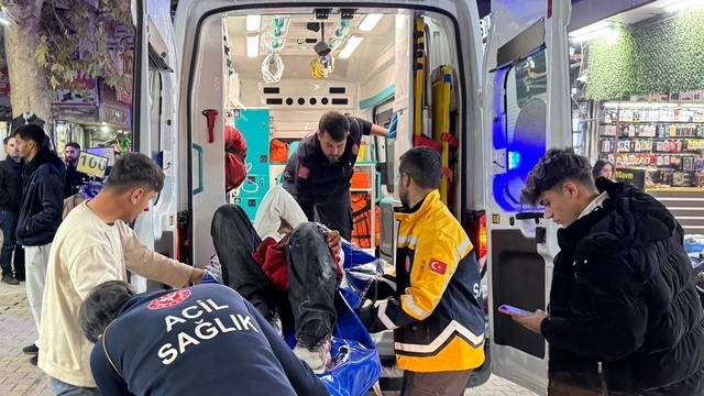 Adıyaman'da çıkan bıçaklı kavgada bir kişi yaralandı