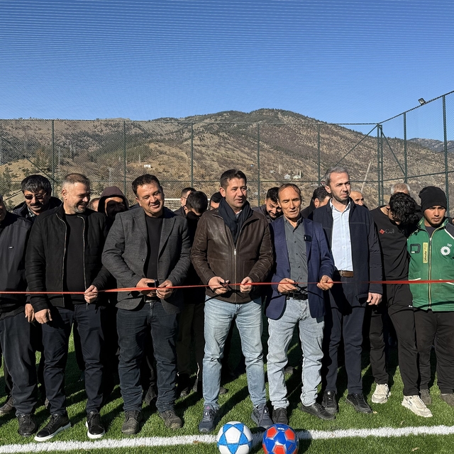 Fekeli gençler sahasına kavuştu