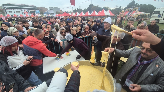 Mıhlama için izdiham: Süleymanpaşa'da 1 tonluk lezzet seli
