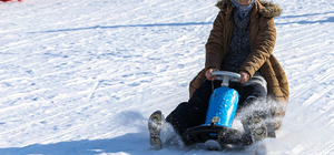 Palandöken Kayak Merkezi'nde hafta sonu yoğunluğu yaşanıyor