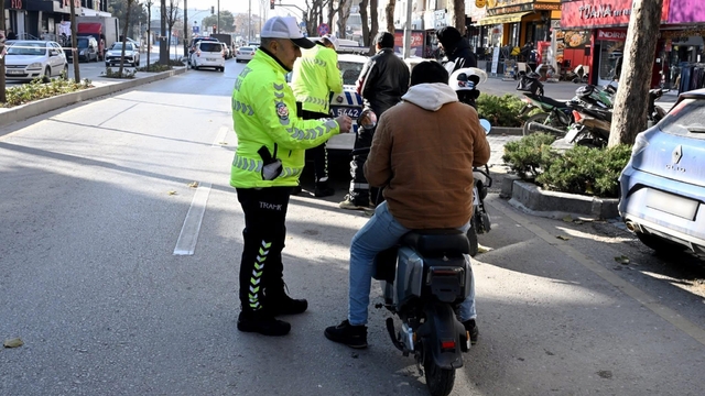Kırşehir'de trafik denetimlerinde 91 motosikletliye işlem yapıldı