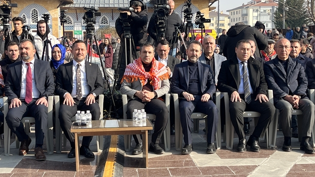 AK Parti Konya'dan Türk Devletleri Tanıtım Günleri
AK Parti Konya İl Başkanı Fatih Özgökçen:
"Bu yüzyılı Türk dünyasının yüzyılı yapmak istiyoruz"