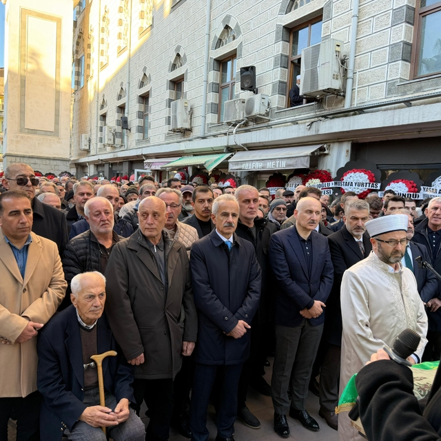 Bakan Uraloğlu, cenaze törenine katıldı