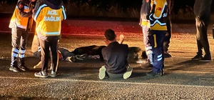 Yolun karşısına geçerken otomobilin çarptığı yaşlı adam hayatını kaybetti