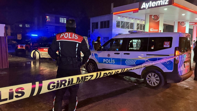 Kırıkkale'de çıkan silahlı ve bıçaklı kavgada 3 kişi yaralandı