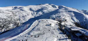 Zigana'da horonlu-halaylı kar sevinci