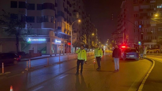 Yılbaşı öncesi polis ekipleri, denetimlerini sıklaştırdı