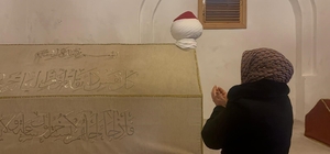 Batı Karadeniz'in fatihi Emir Karatekin Bey'in kabrini her yıl binlerce kiş...