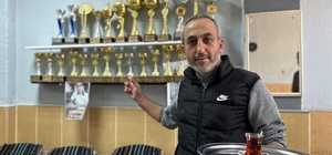 "Kuşçu çaycı"nın posta güvercinleri 5 yılda 25 kupa kazandırdı