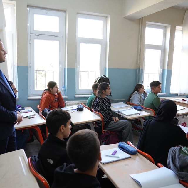 İl Milli Eğitim Müdürü Çay, Köyceğiz'de öğrenci ve öğretmenlerle bir araya...