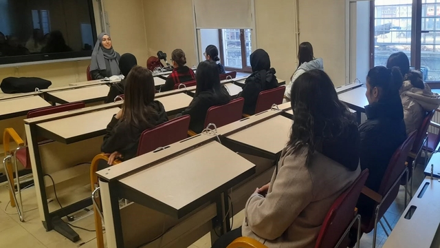 Bayburt'ta lise öğrencilerine yönelik söyleşi programı düzenlendi