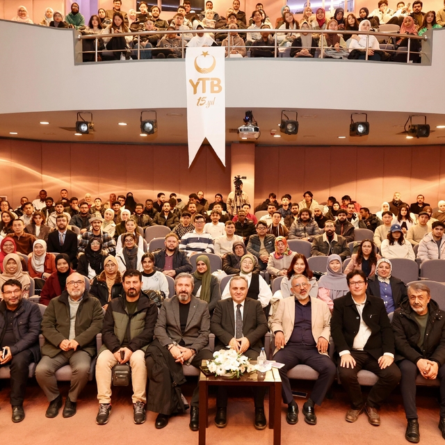 Rektör Prof. Dr. Altun; Uluslararası Öğrenci Akademisi'nin açılış dersini v...