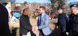 Tavas Belediyesinden yangında evleri kül olan aileye konteyner ev desteği