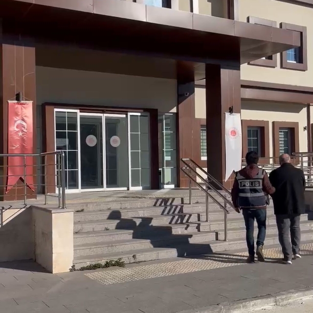 Kastamonu'da firari şahsı polis yakaladı