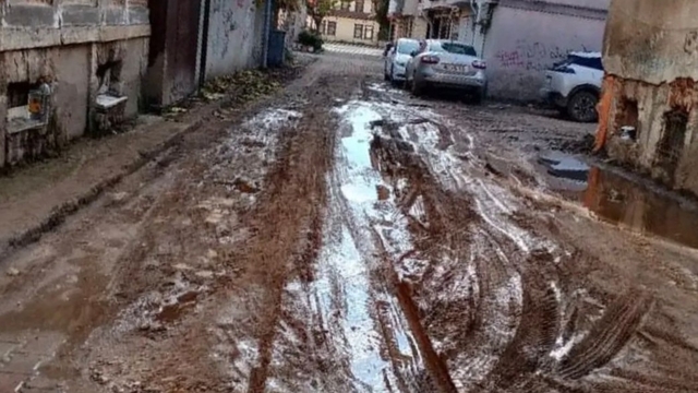 Özgür Özel'i eleştiren İba: "Anlatılan Edirne ile yaşanan Edirne aynı değil"
AK Parti Edirne İl Başkanı Belgin İba, fotoğraflarla Özgür Özel'i eleştirdi