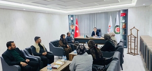 Aküzüm, kadın çalışanları ağırladı