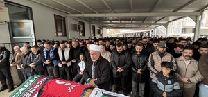 Silahlı kavgada hayatını kaybeden futbolcu Uğurcan Bekçi toprağa verildi