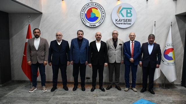 Tarımın Devleri Kayseri'de buluştu
Anadolu ÜPAK Yönetimi geleceği planlıyor