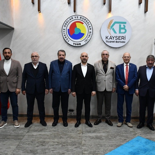 Tarımın Devleri Kayseri'de buluştu
Anadolu ÜPAK Yönetimi geleceği planlıyor