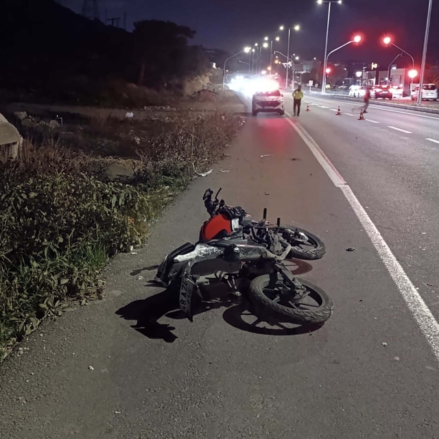 Devrilen motosikletteki Halil öldü