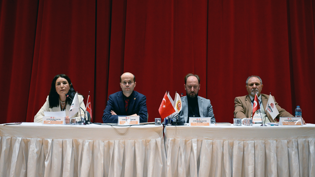 Edirne'de "Atatürk'ün Edirne Ziyaretinin 95. Yılı" paneli düzenlendi