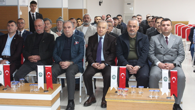 Bafra Müstecep Mahallesi Derneği'nde Orhan Şener yeniden başkan seçildi