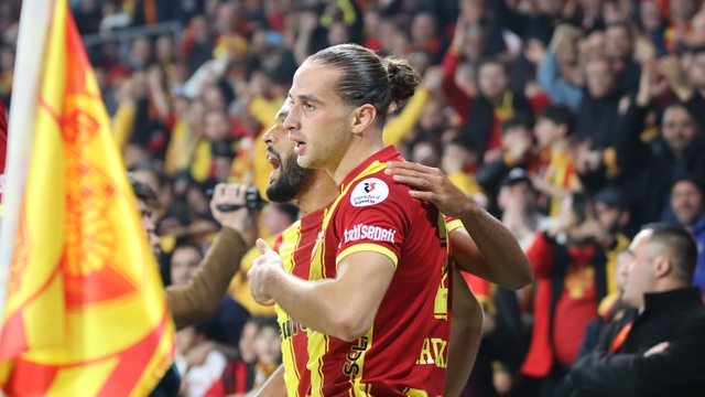 Trendyol Süper Lig: Göztepe: 1 - Samsunspor: 0 (İlk yarı)
