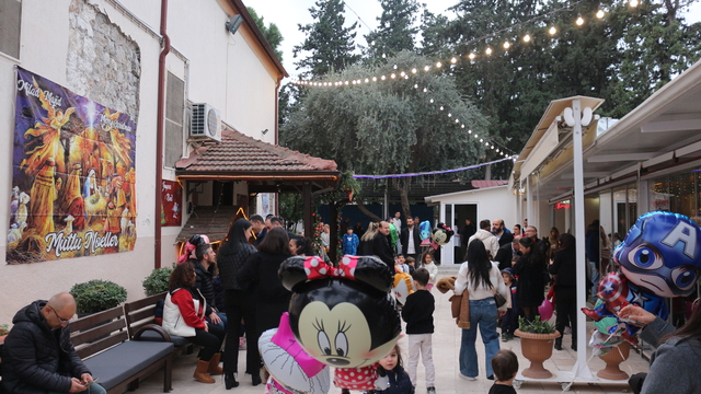 Hatay'da Ortodoks Kilisesi'nde geleneksel Noel hediyeleri dağıtıldı