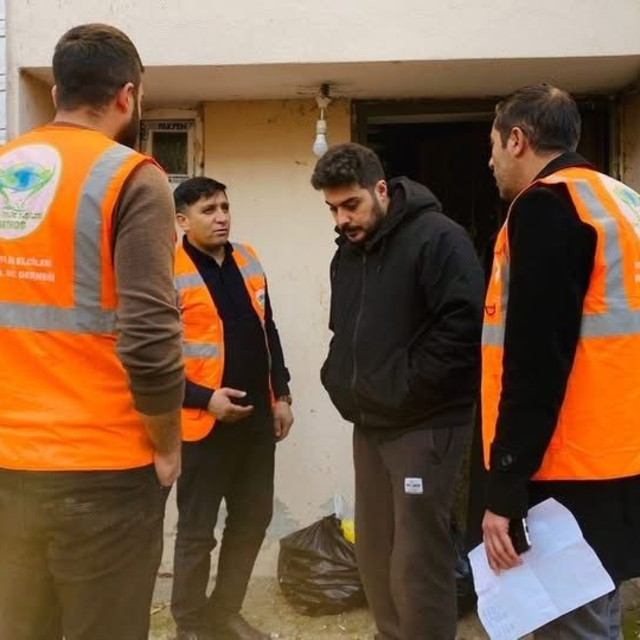 Patnos'ta ihtiyaç sahibi alelere yardım