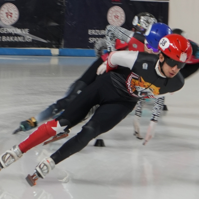 Furkan Akar ve Denis Örs'ün hedefi olimpiyat madalyası
25. Kış Olimpiyat Oy...