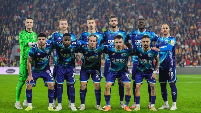 Samsunspor'un galibiyet hasreti 8 maça çıktı
Son 5 maçını kaybeden Samsunspor, ligin ilk yarısını üzgün kapattı