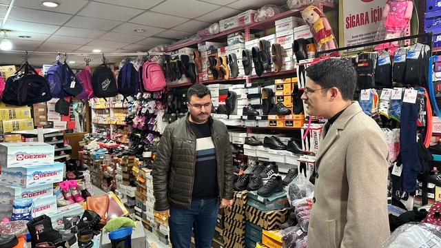 Ulaş Kaymakamı Eskimez esnafının taleplerini dinledi