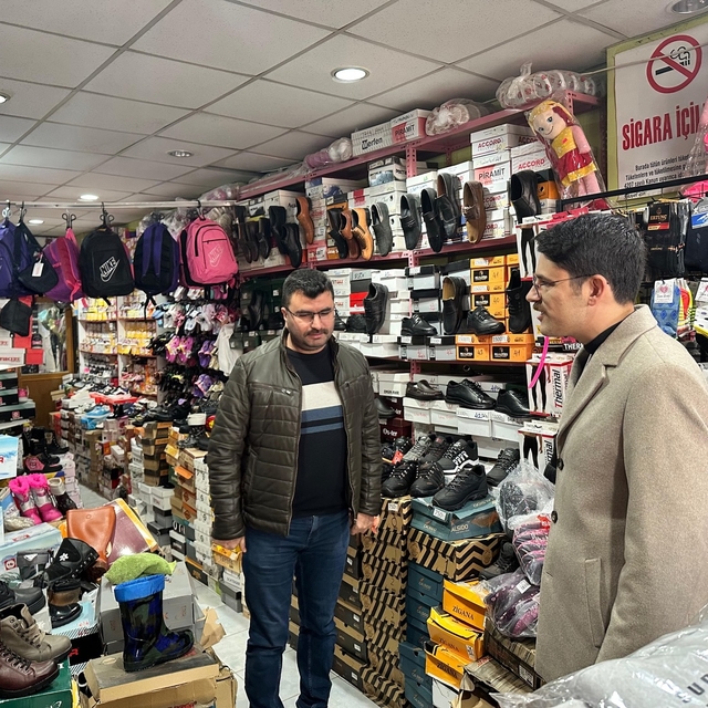 Ulaş Kaymakamı Eskimez esnafının taleplerini dinledi