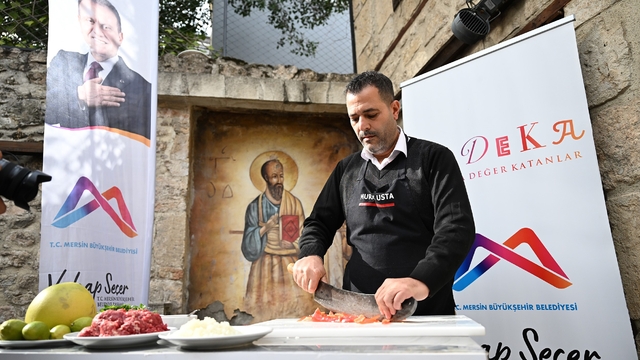 Tarsus'un yöresel lezzetleri kayıt altına alınıyor