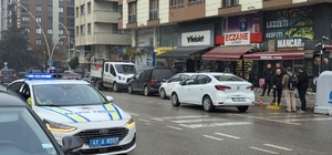 Kocaeli'de zincirleme trafik kazasında 2 kişi yaralandı