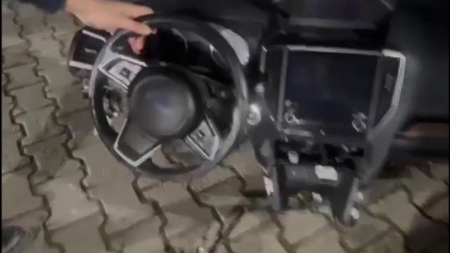 Bursa'da 12 milyonluk gümrük kaçağı otomobil parçaları ele geçirildi