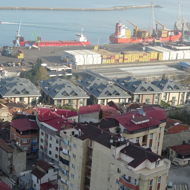 Uzmanlardan Trabzon için "Yerinde dönüşüm" önerisi
Şehir Plancıları Odası T...