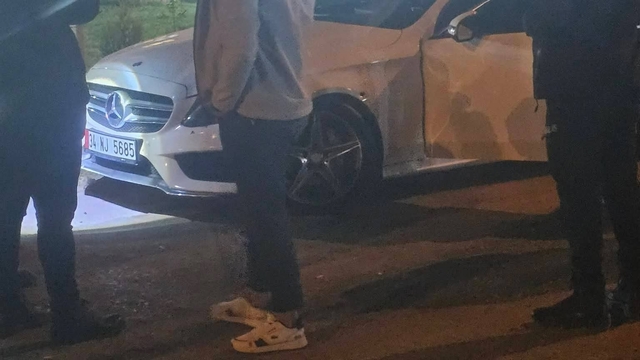 Şanlıurfa'da seyir halindeki otomobile silahlı saldırı: 1 yaralı