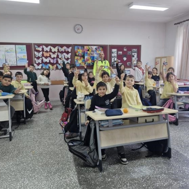Bilecik'te öğrencilere trafik güvenliği eğitimi verildi