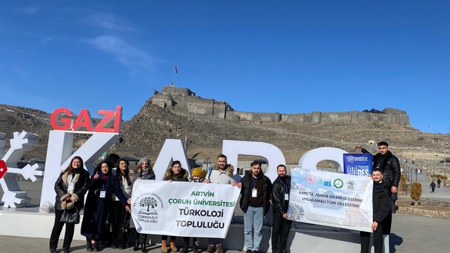 Kars'ta aşıklık geleneği masaya yatırıldı