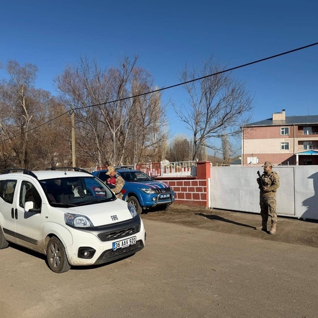 Kars'ta jandarmadan huzurlu okul uygulaması