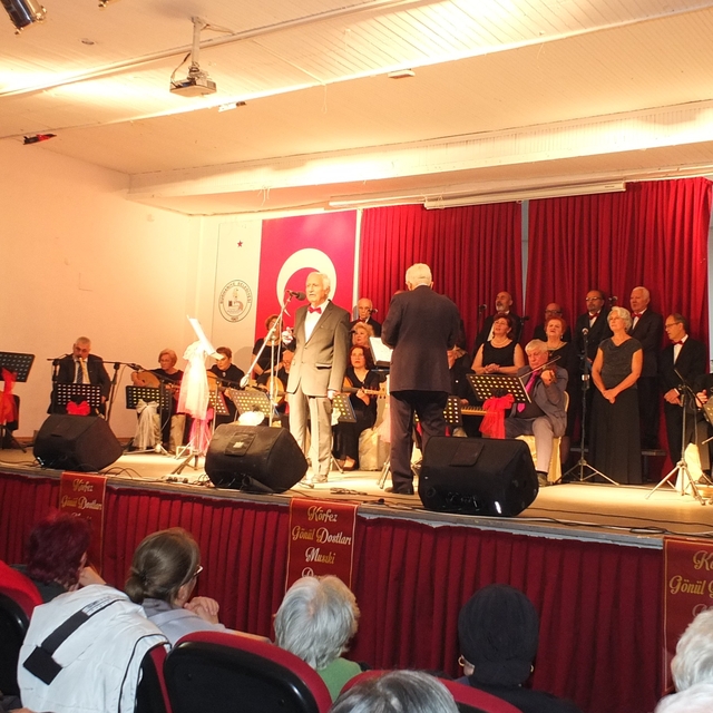 Dünden Kalanlar Konseri izleyenleri coşturdu