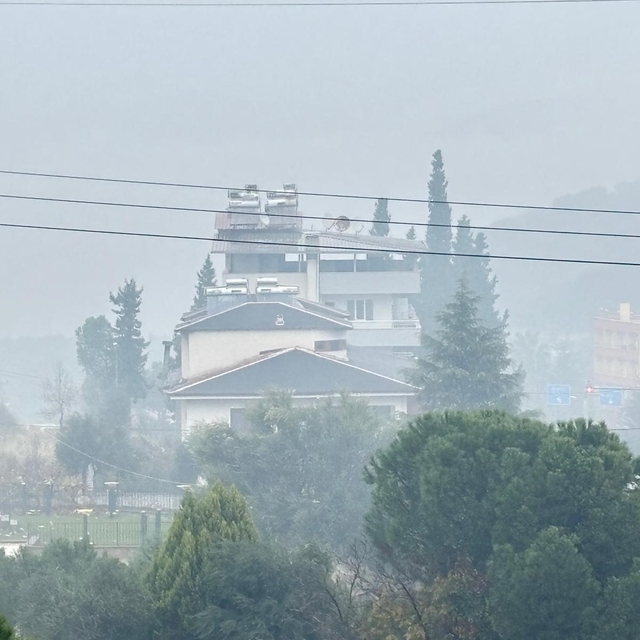 Bozdoğan sise teslim oldu, görüş mesafesi düştü