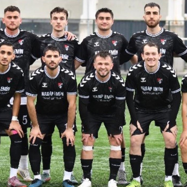 Karaköyspor 5'te 5 yapıp namağlup liderliğini sürdürdü