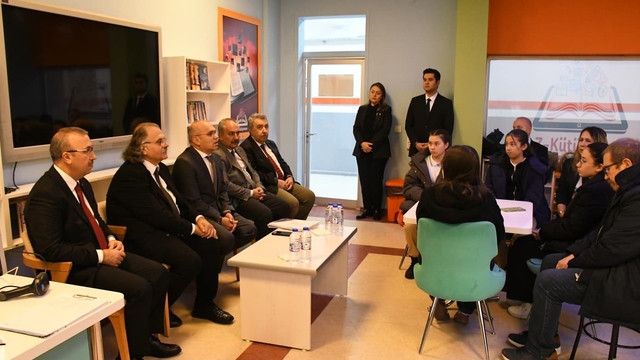 'Okul Kütüphaneleri Yönetmeliği Uygulama Kılavuzu Değerlendirme Toplantısı' yapıldı