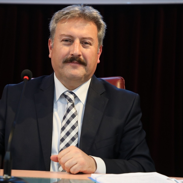 Melikgazi Belediyesi 2025 yılında 780 adet işletmeye ruhsat verdi